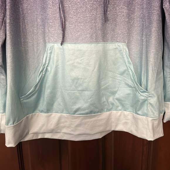Ombré Hoodie - Picture 7 of 10